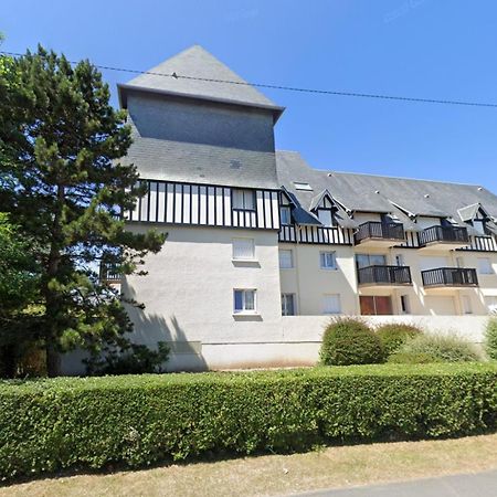 Appartement Cosy Avec Vue Imprenable Sur Cabourg - Acces Direct Plage - Proche Centre Ville Екстериор снимка